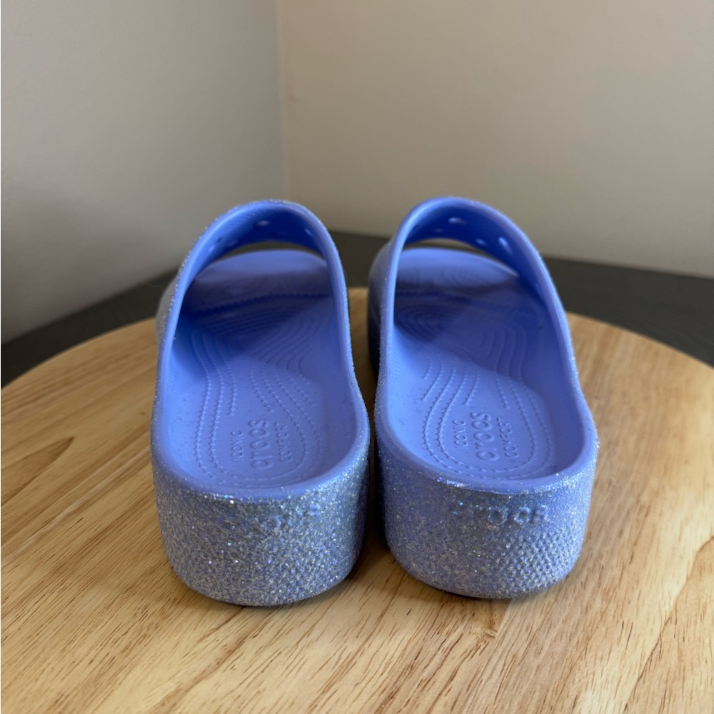 Crocs Women’s Classic Platform slide sandals - Picture 7 of 12